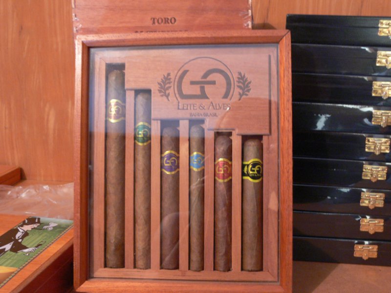 presentationboxoftalviscigars.jpg