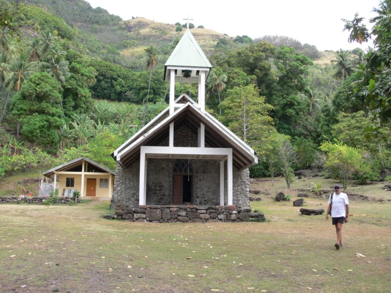 churchintahuata2.jpg