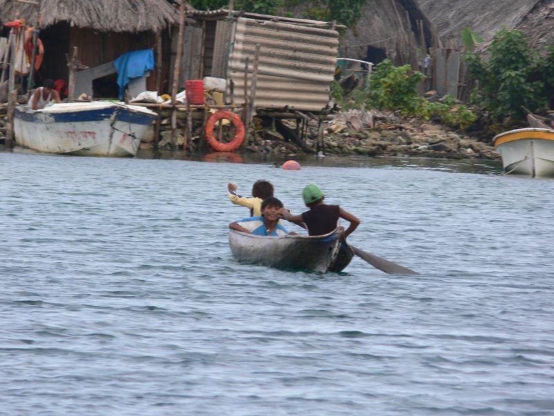 kidsmessingaroundinboats.jpg