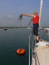 mooring the yacht to the buoy